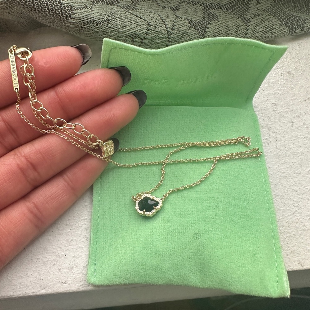 Kendra Scott Tess necklace black